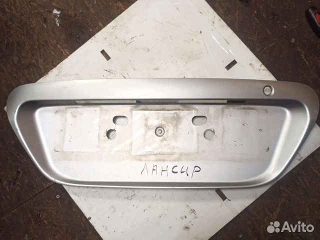 Накладка крышка багажника Mitsubishi lancer 9