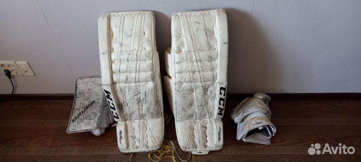 Вратарская хоккейная форма