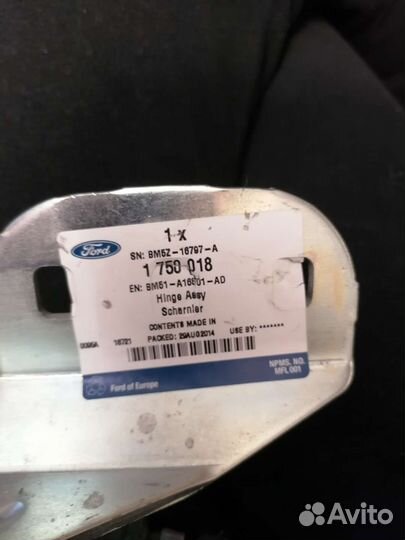 Петля капота Ford Focus