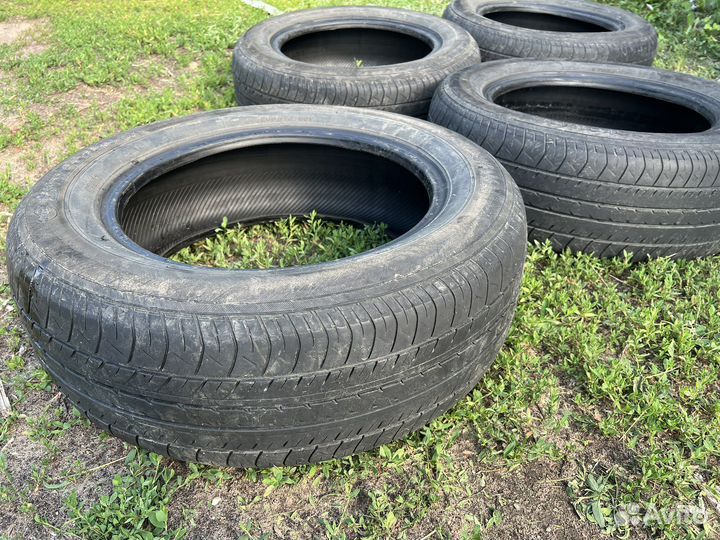 Yokohama BluEarth E70 215/60 R16