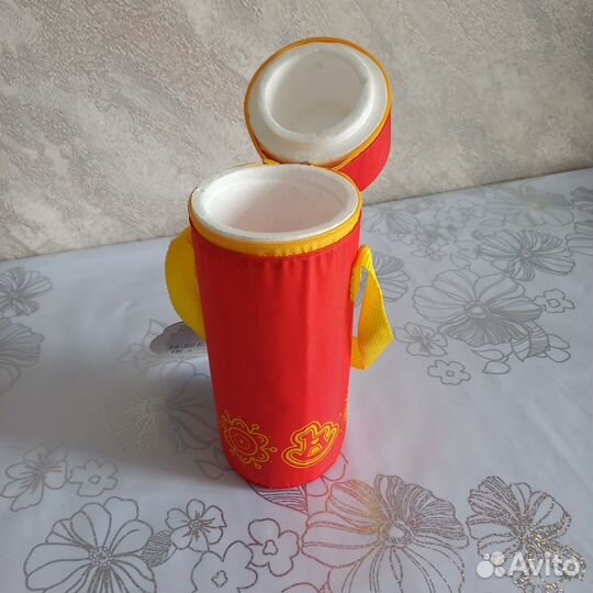 Термоконтейнер для бутылочки