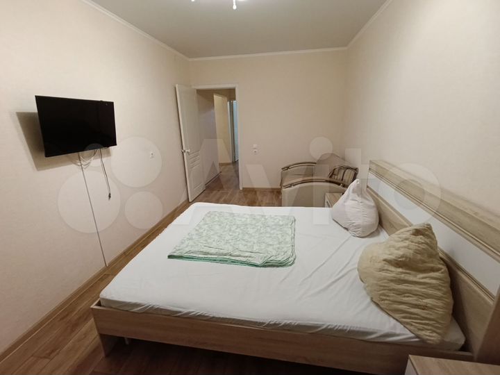 3-к. квартира, 72 м², 8/10 эт.