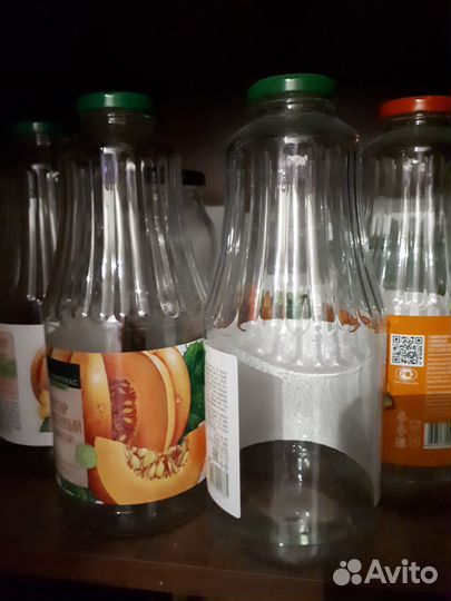 Бутылка стеклянная с крышкой 1л