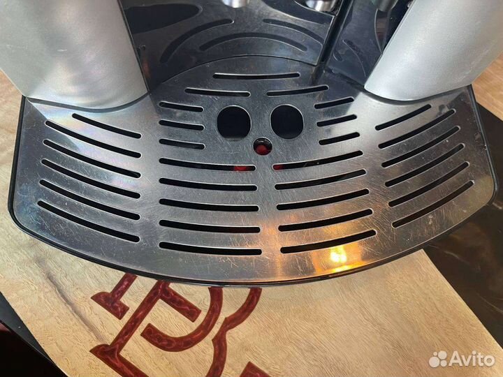 Кофе-машина Delonghi Magnifica Ecam 3000b