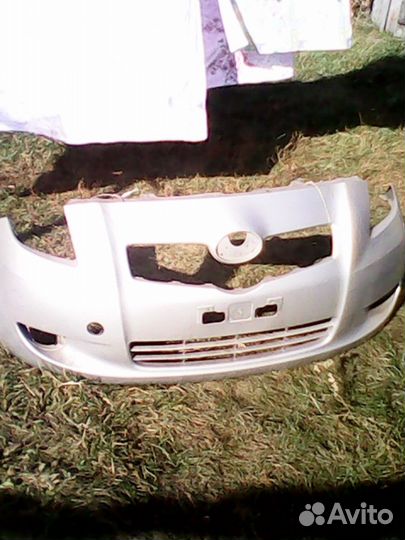 Передний бампер б/у toyota Vitz-KSP90