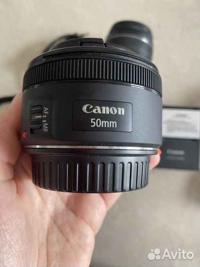 Зеркальный фотоаппарат canon 550d