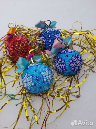 Шар новогодний