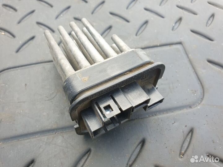 Резистор отопителя печки Astra H G Zafira A B Опел