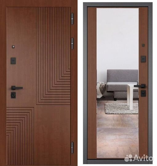 Дверь входная в квартиру с зеркалом