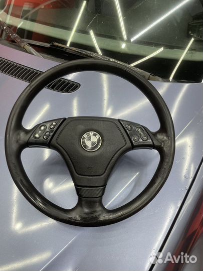 Продаю руль бмв е 46
