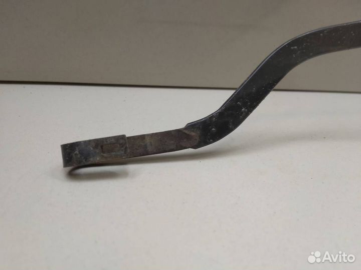 Поводок стеклоочистителя передний правый Hyundai S