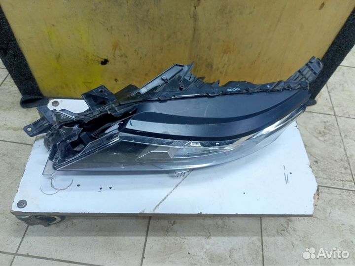 Фары на Mitsubishi Pajero Sport 3 2019-н