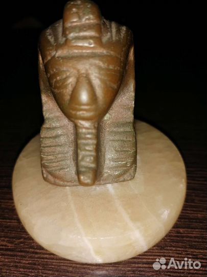 Фигурка сфинкс старенькая