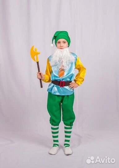 Костюмы Деда Мороза и Снегурочки