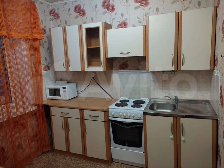2-к. квартира, 50 м², 6/9 эт.