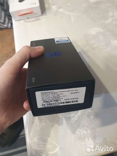 Samsung Galaxy S8, 4/64 ГБ