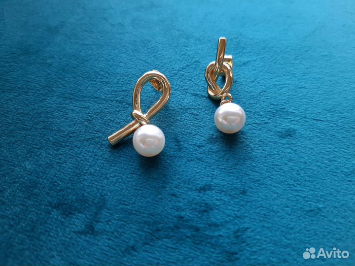 Серьги Celine knot