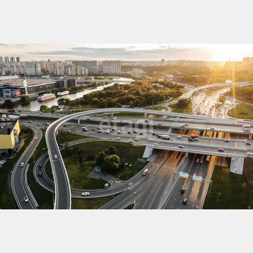 2-к. квартира, 53,3 м², 24/33 эт.