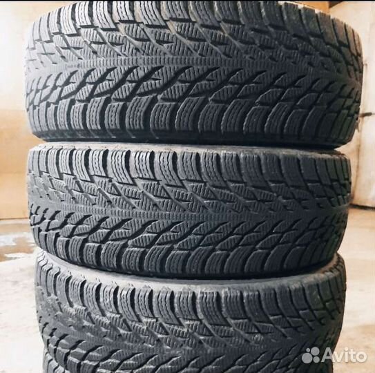 Nokian Tyres Hakkapeliitta R3 235/65 R17