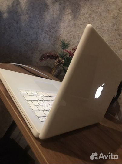 Macbook (ноутбук)