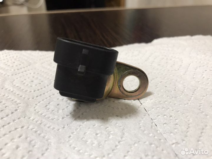 Датчик положения распредвала Opel Astra G