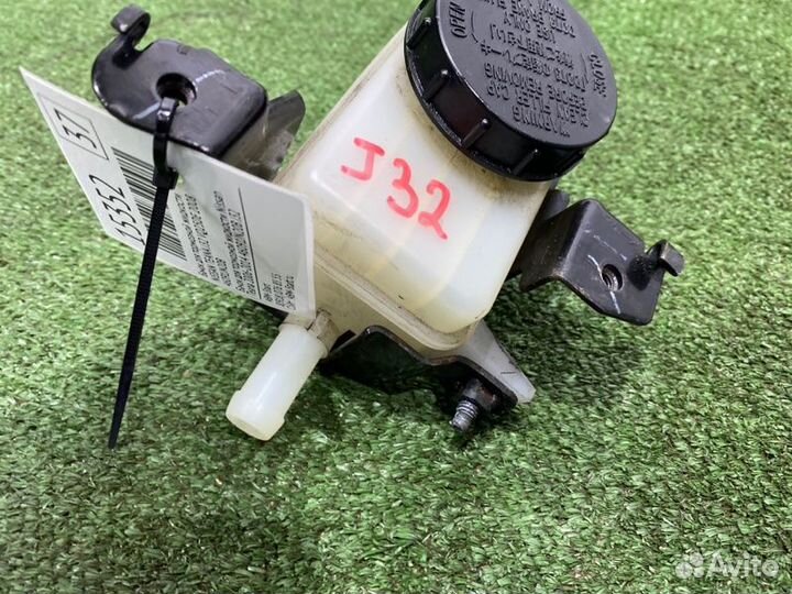 Бачок для тормозной жидкости Nissan Teana J32