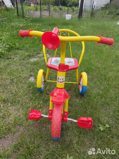 Детский трехколесный велосипед бу