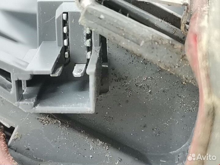 Стоп-сигнал Opel Astra G 2006 13252464