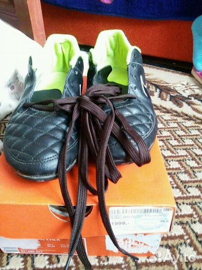 Бутсы Nike (36.5)