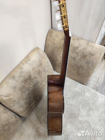 Классическая гитара yamaha c70