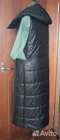 Жилетка женская новая