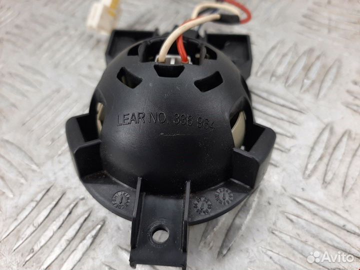 Фонарь салона (плафон) Infiniti QX56 2006