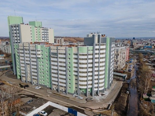 3-к. квартира, 141,7 м², 8/12 эт.