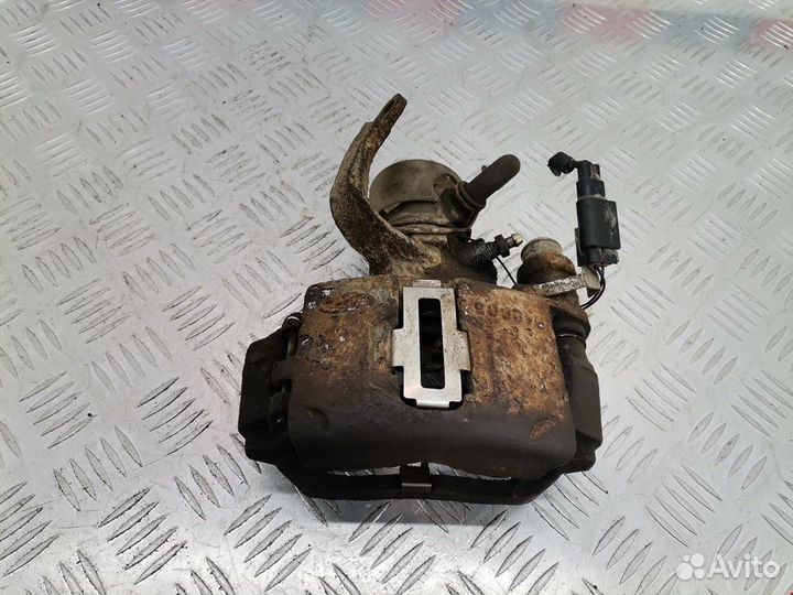 Суппорт задний правый Ford Cougar 9 1999