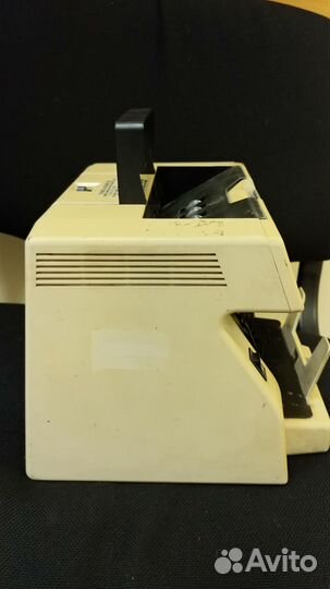 Машинка для счёта денег magner 35