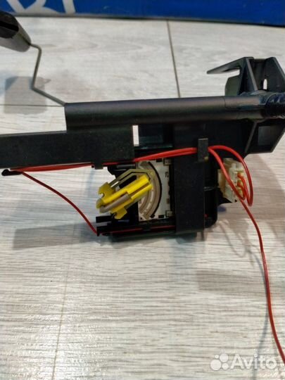 Датчик уровня топлива Bmw 530I E60 N52 11/2006