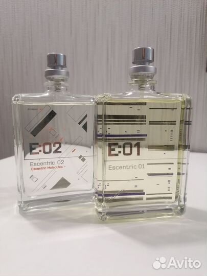 Escentric molecules
