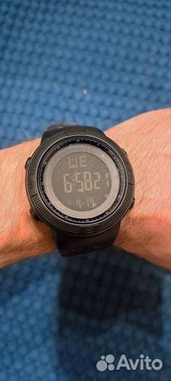 Часы мужские электронные