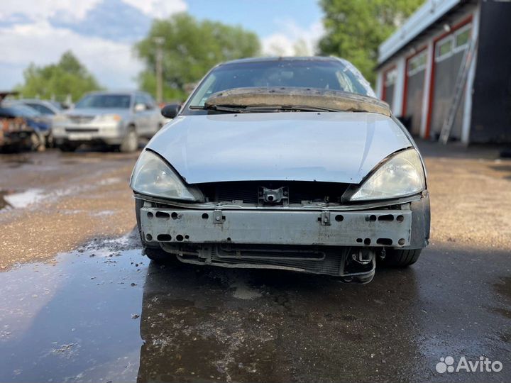 Ford focus 1 в разборе 2001 год 2.0 МКПП