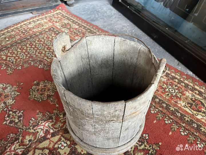 Ведро старинное деревянное