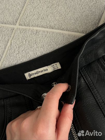 Юбка кожаная stradivarius
