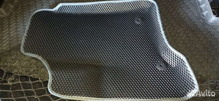 Коврики эва 3 D с бортиками для Форд Эксплорер 5