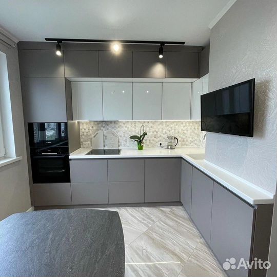 Кухня на заказ новая