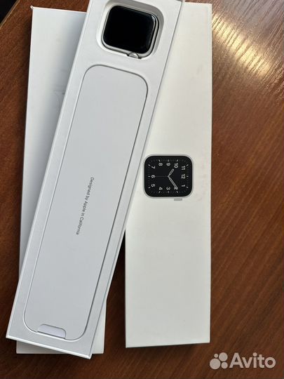 Часы apple watch se 40 mm