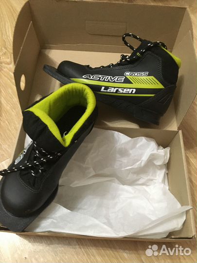 Лыжные ботинки