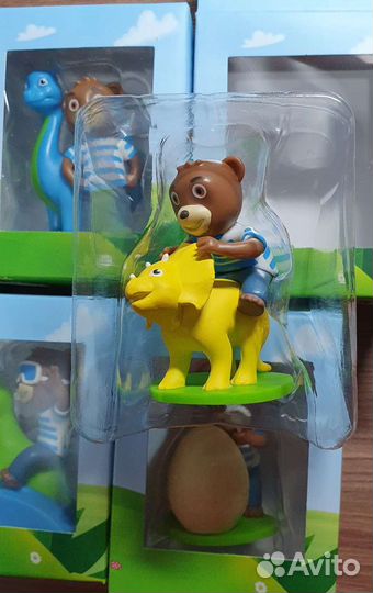 Фигурки Барни