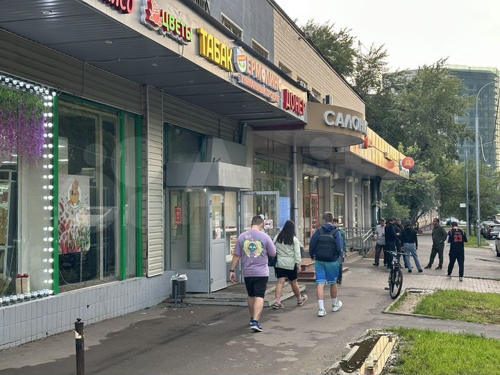 Сдам отдел в гастрономе под рыбу, цветы, кофе