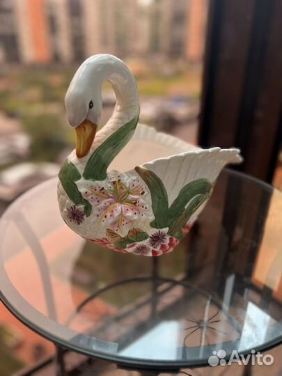 Ваза для фруктов Лебедь керамическая
