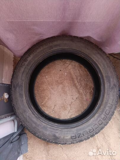 Roadcruza Ice-Fighter I 215/55 R17