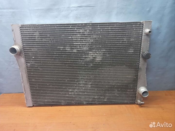Радиатор охлаждения основной BMW X6 E71
